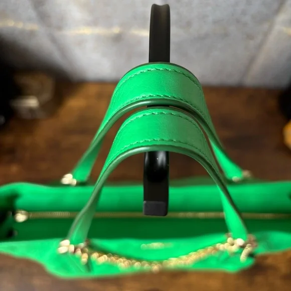 Coach Ellis Tote in Pebbled Bright Green Leather - Picture 6 of 13